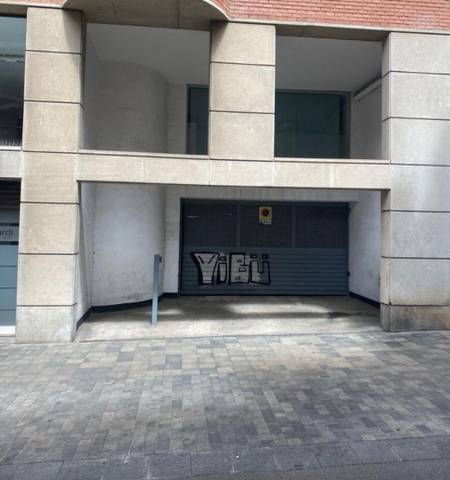 Garaje en Alquiler en Carrer Mare de Déu del Carmel, 22 en El Putget i el Farró