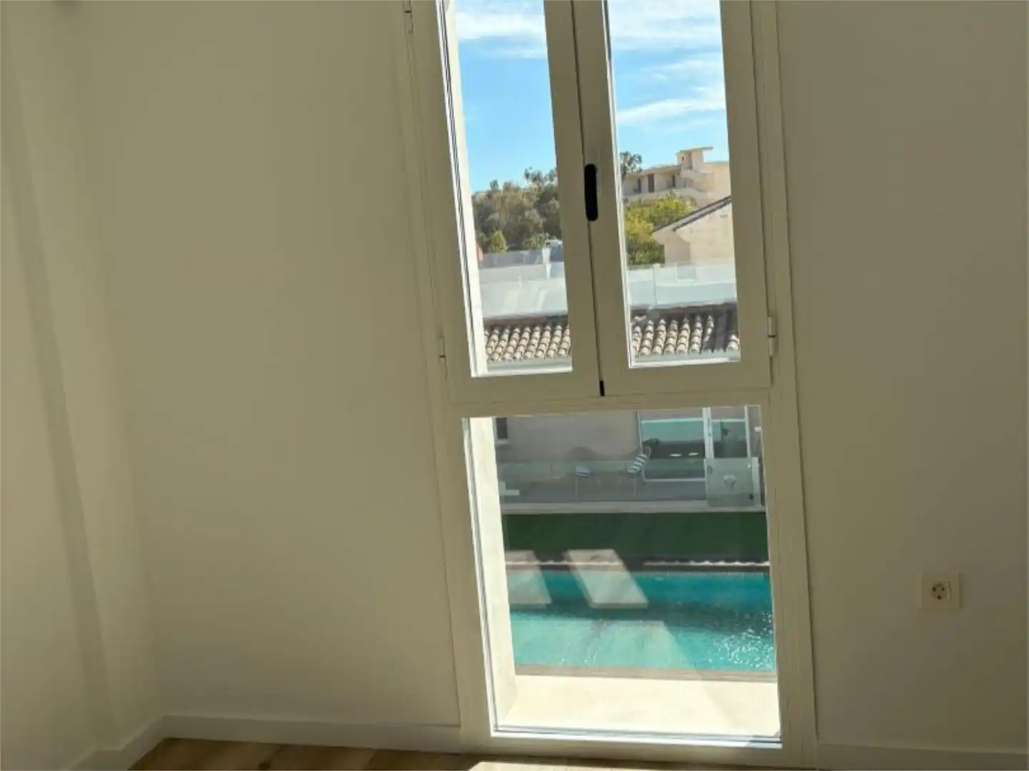 Piso en venta en Calle Playa Dorada, 20, Los Álamos Terraza de Piso en venta en Torremolinos con Aire acondicionado, Calefacción y Parquet
