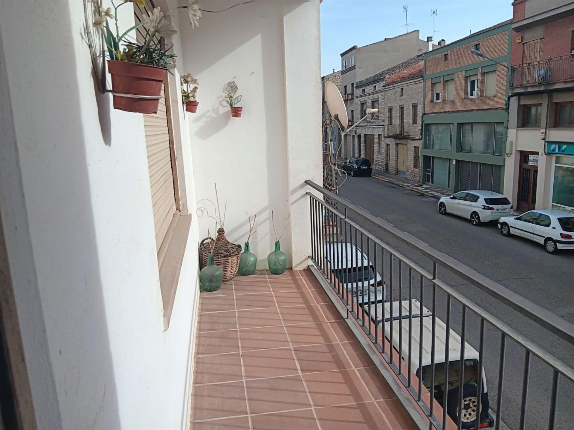 Terrassa de Pis en venda en Cervera amb Balcó