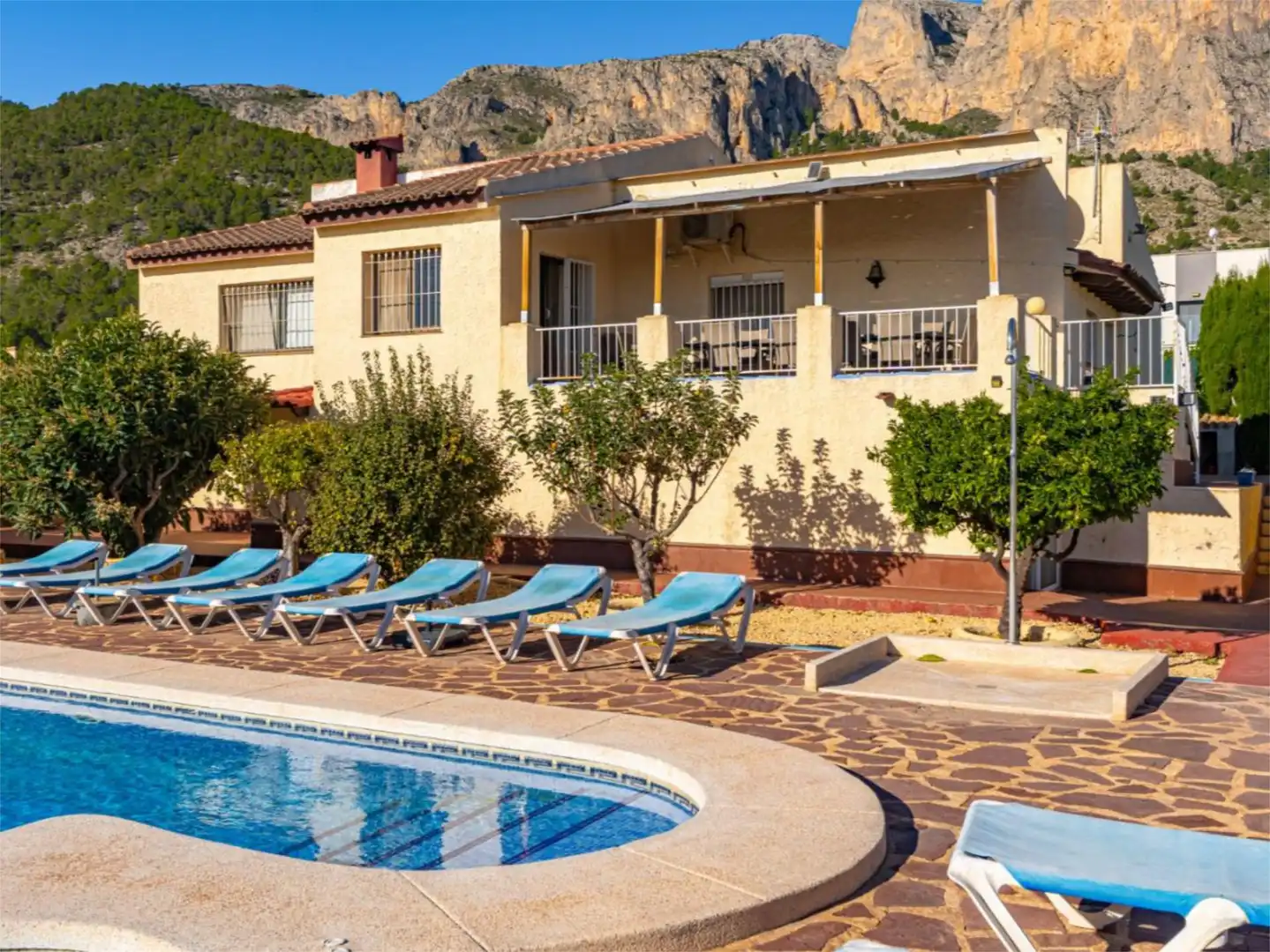 Jardín de Piso en venta en Polop con Aire acondicionado, Calefacción y Jardín privado
