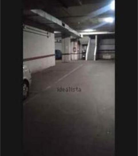Photo 2 of Garage to rent in Lucero, Madrid
