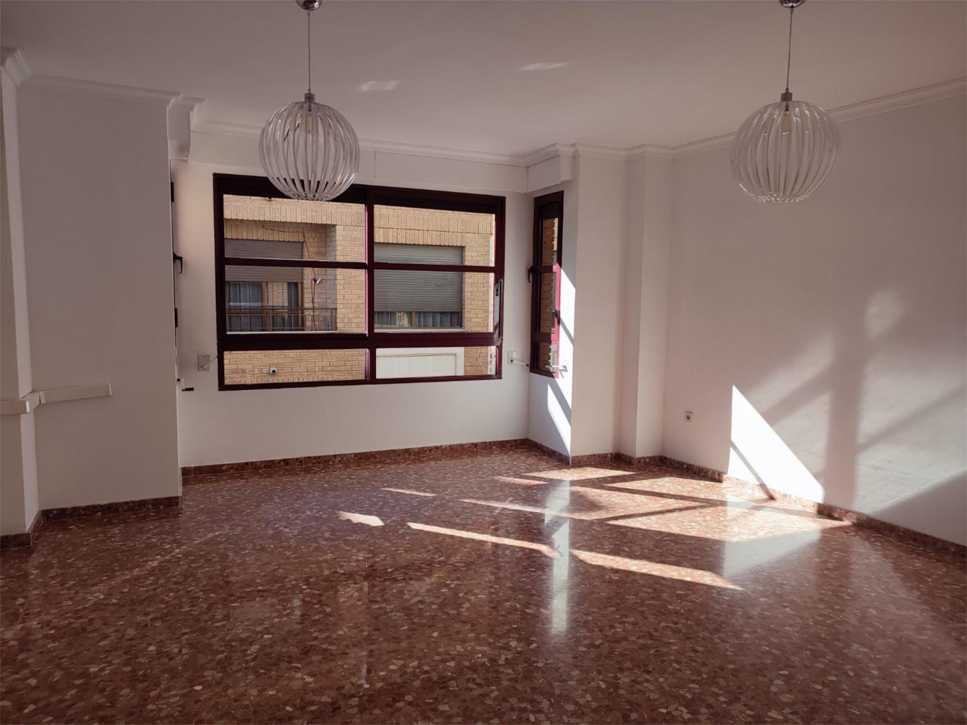 Sala d'estar de Pis de lloguer en Sueca amb Aire condicionat, Traster i Aparcament comunitari