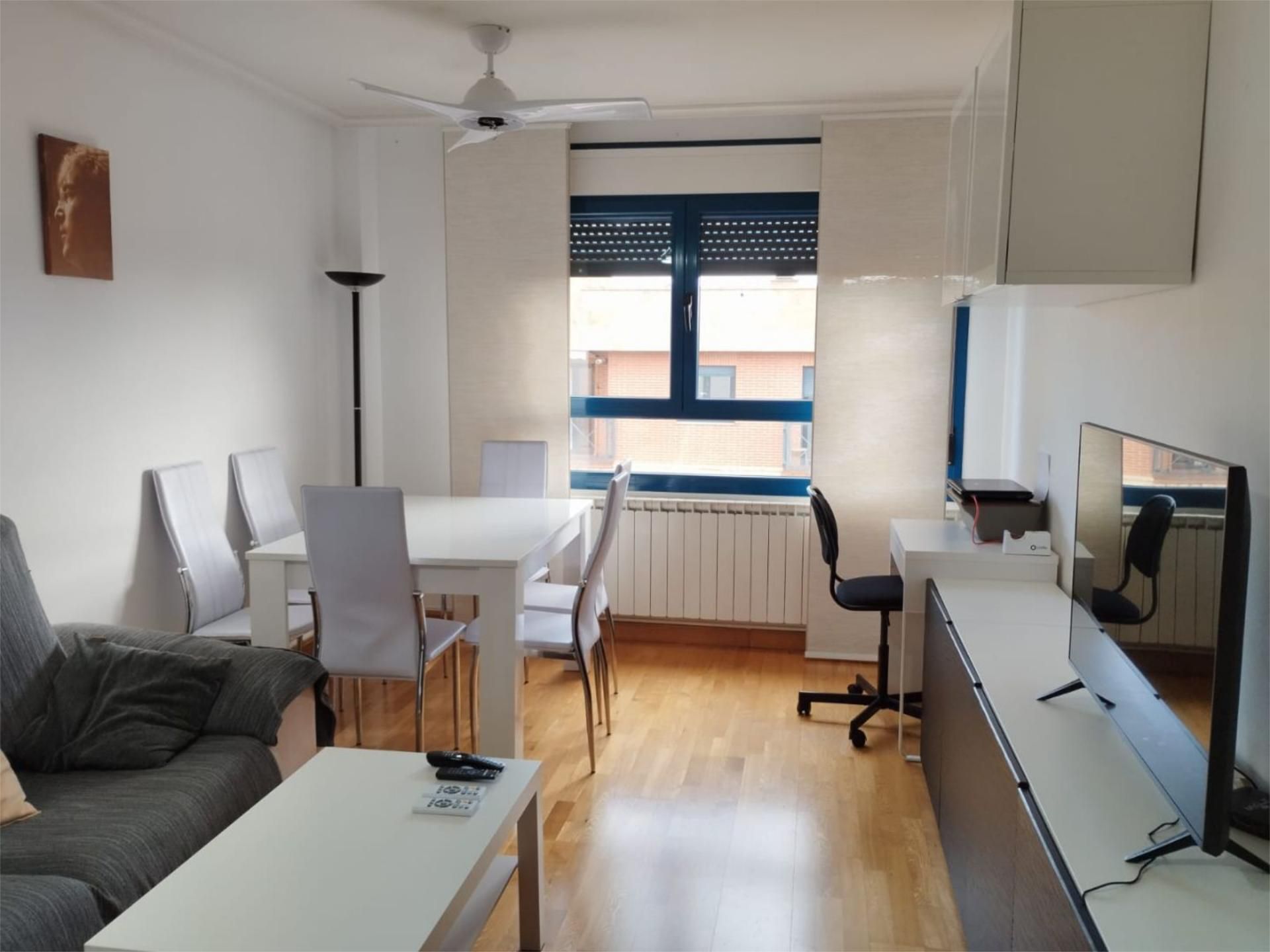 Pis en venda a Calle Conde Vermudo Núñez, 18, Rollo - Puente Ladrillo Dormitori de Pis en venda en Salamanca Capital amb Terrassa i Balcó