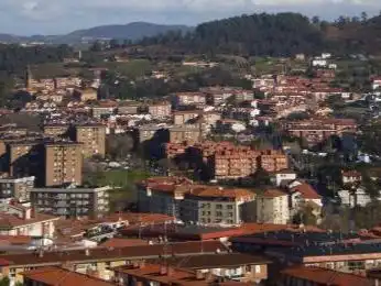 Habitación en Barrio Cotarro, 6, Abanto y Ciérvana-Abanto Zierbena Vista exterior de Piso para compartir en Abanto y Ciérvana-Abanto Zierbena con Calefacción, Parquet y Amueblado