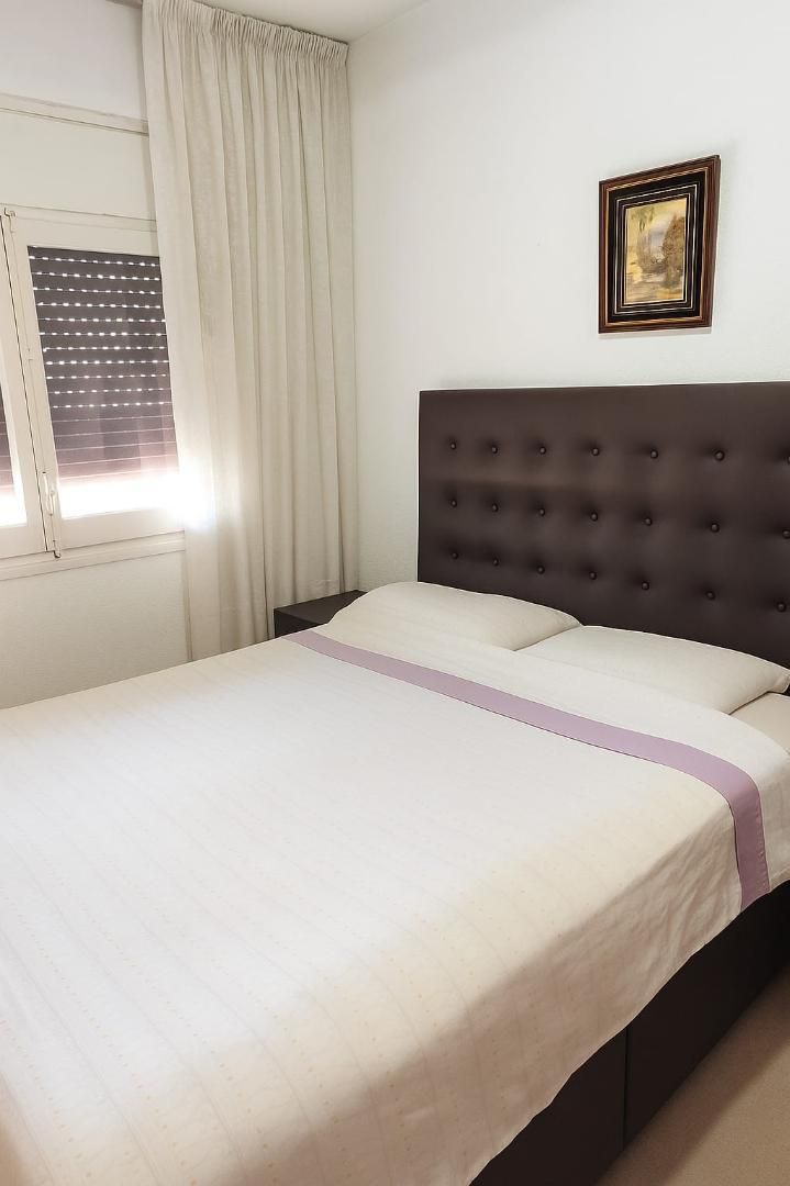 Bedroom of Flat for sale in Manresa  with Air Conditioner and Balcony