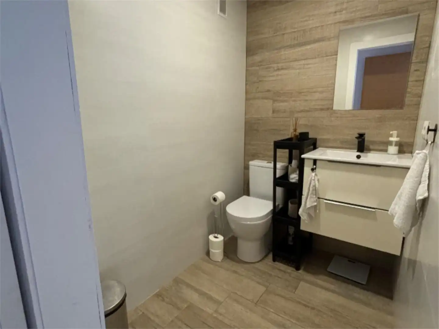 Bathroom of Flat for sale in Calvià  with Air Conditioner, Furnished and Community parking