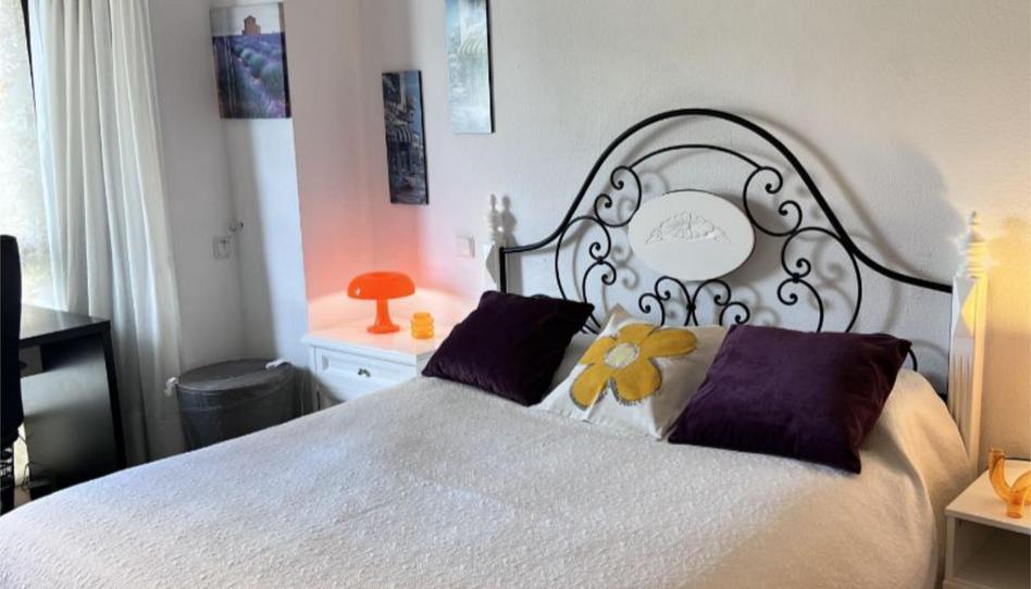 Photo 1 of Flat to share in Calle Agustín de Iturbide, 12, Pinar del Rey, Madrid