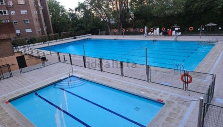 Flat for sale in Calle de Santiago de Compostela, 66, Pilar, Madrid - image 1 Photo 1 of Flat for sale in Calle de Santiago de Compostela, 66, Pilar, Madrid