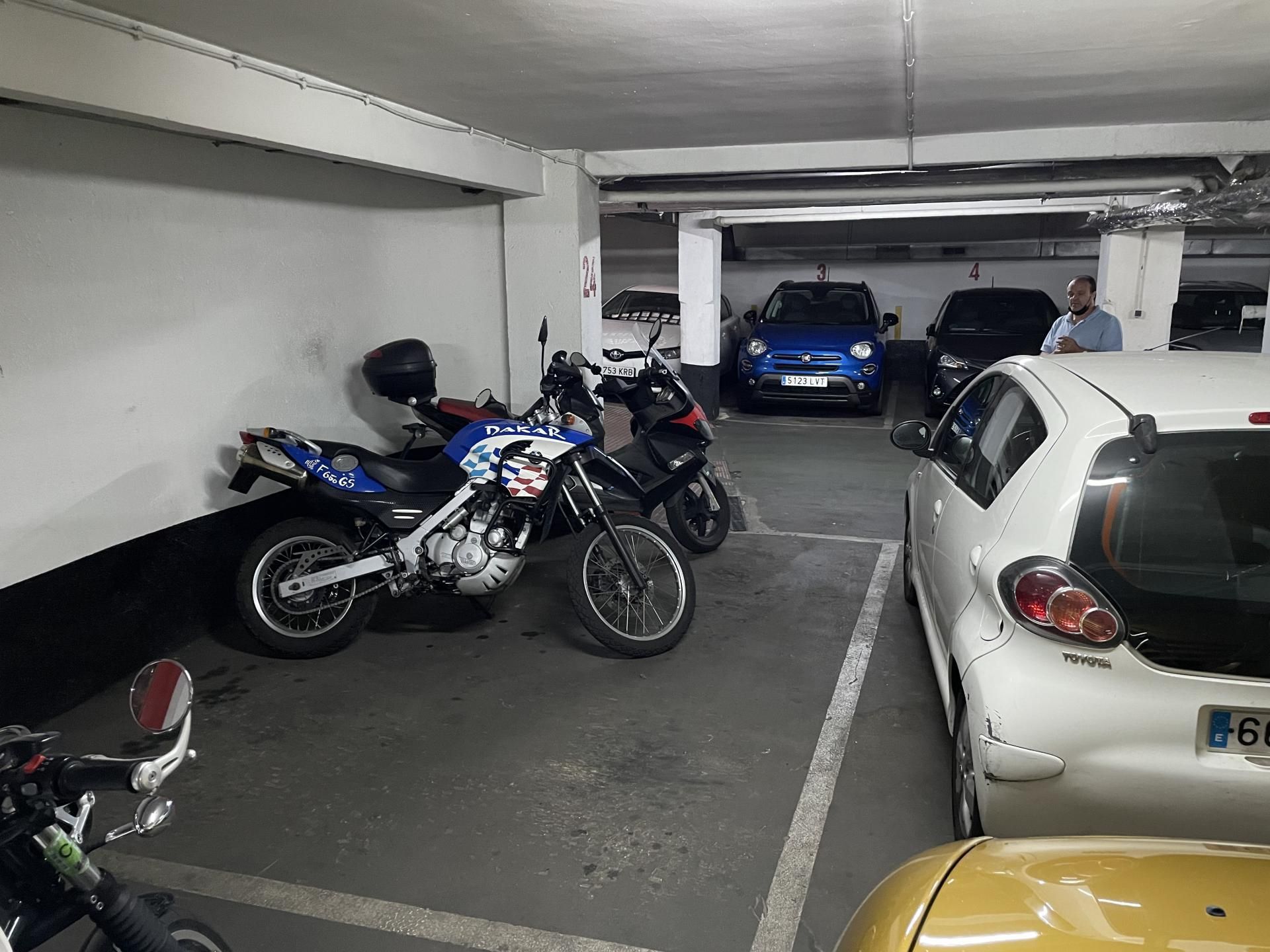Parking of Garage to rent in  Madrid Capital  with Alarm