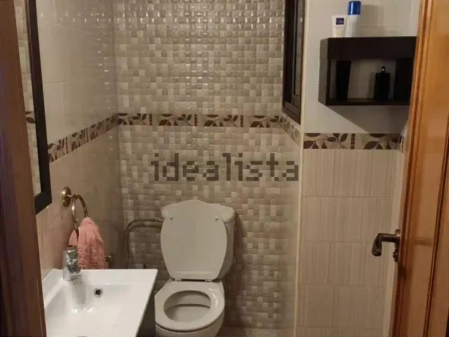Bathroom of Ground floor for sale in Almadenejos  with Heating, Storage room and Furnished