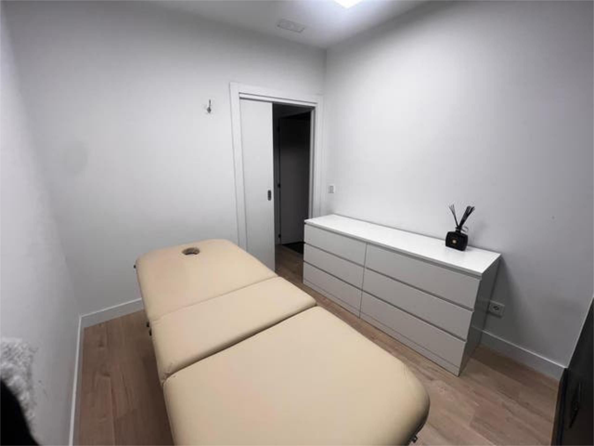 Bedroom of Premises for rent in Donostia - San Sebastián   with Air Conditioner