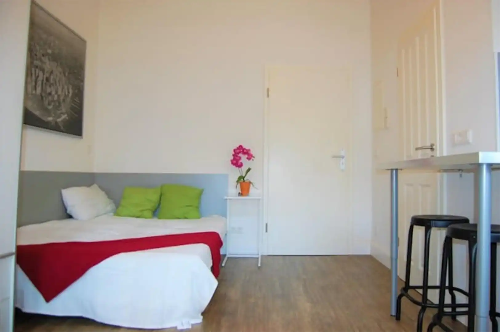 Wohnung zur Miete in Avenida del Puente Cultural, 9, Dehesa Vieja - Puente Cultural Schlafzimmer von Wohnung zur Miete in San Sebastián de los Reyes mit Möbliert, Ofen und Waschmaschine
