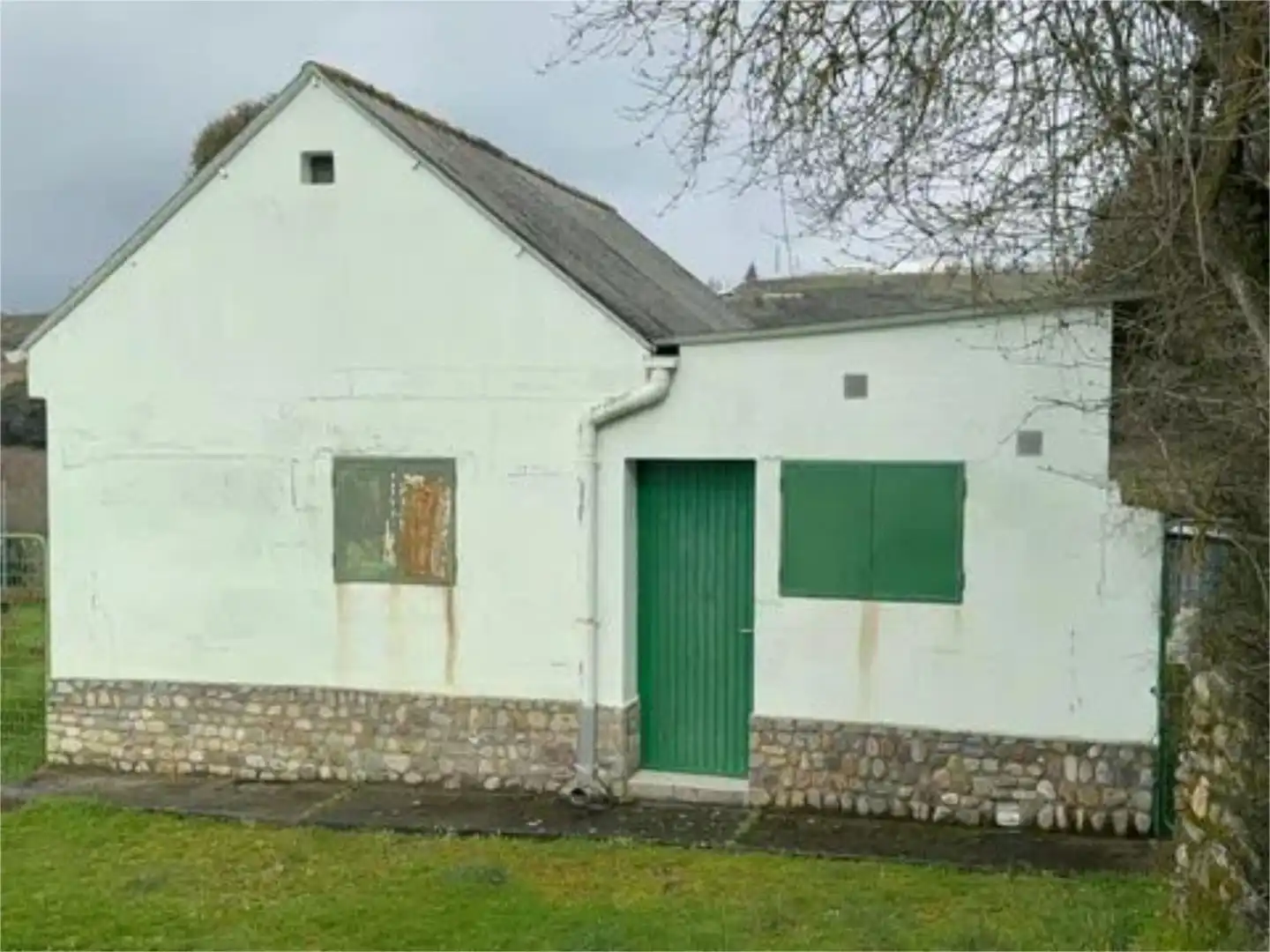 Flat for sale in Carretera Campo, Urbanización Patricia - Campo Exterior view of Flat for sale in Ponferrada with Private garden