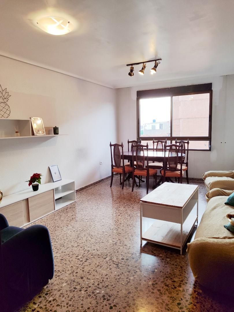 Pis de lloguer a Carrer Joan Baptista Llorens, 105, Madrigal Pis de lloguer a Carrer Joan Baptista Llorens, 105, Madrigal