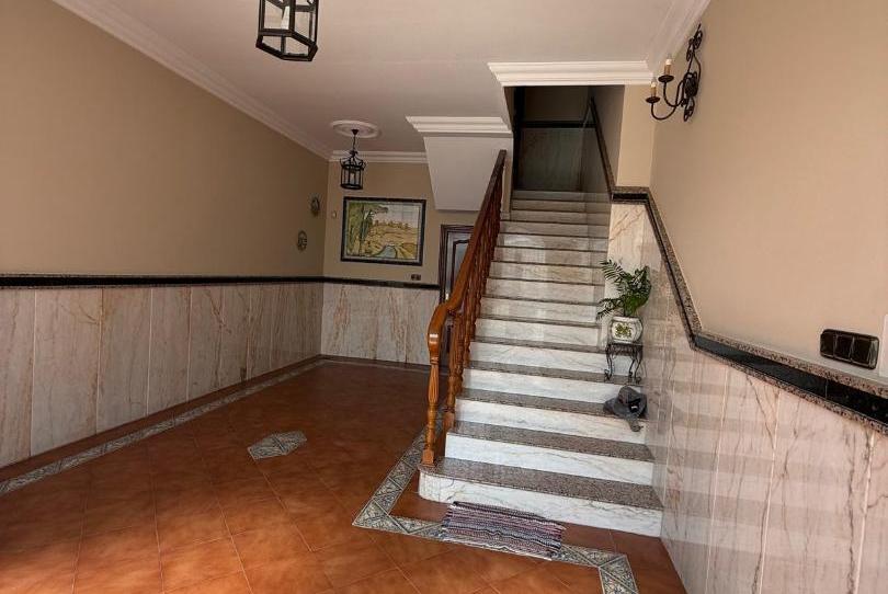 Photo 1 of Single-family semi-detached for sale in Calle Santa Cecilia, 9, La Paz, Sevilla