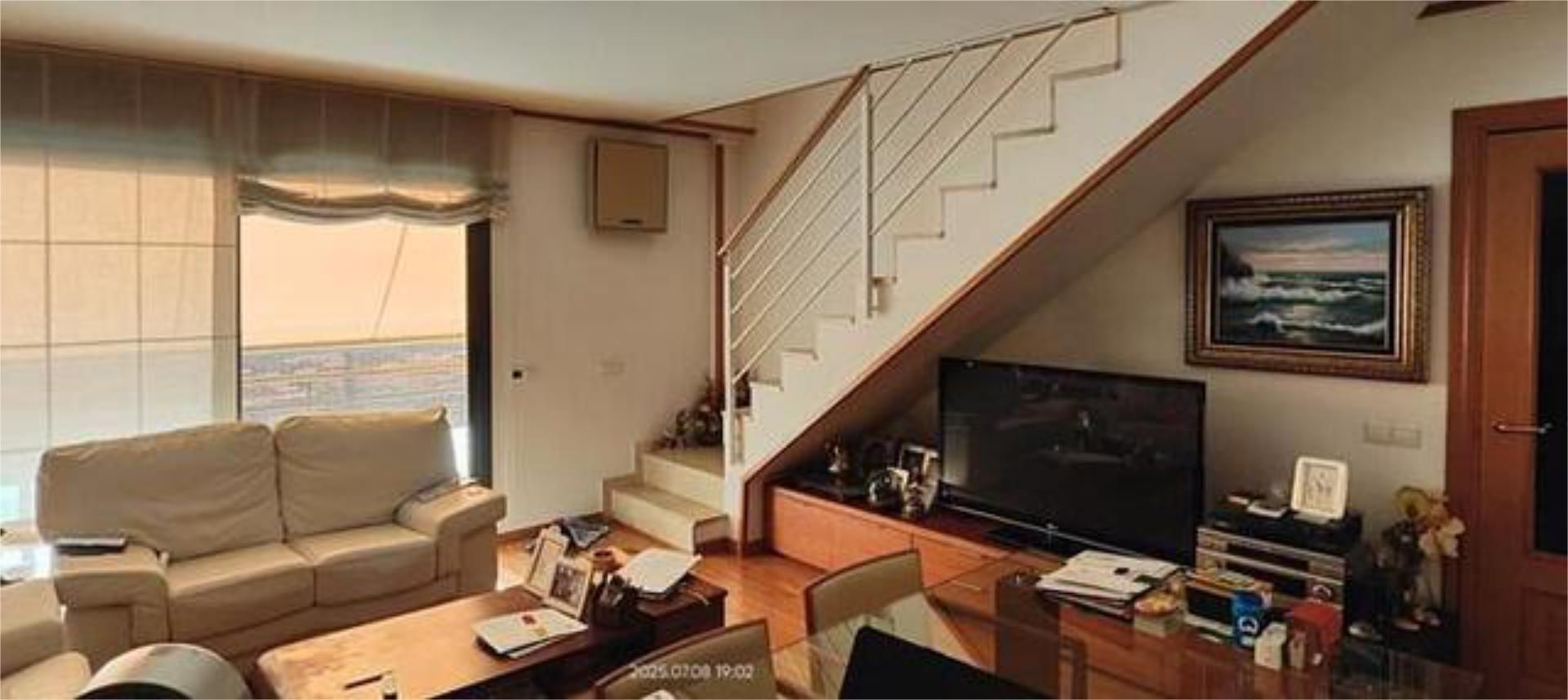 Sala d'estar de Àtic en venda en Terrassa amb Terrassa