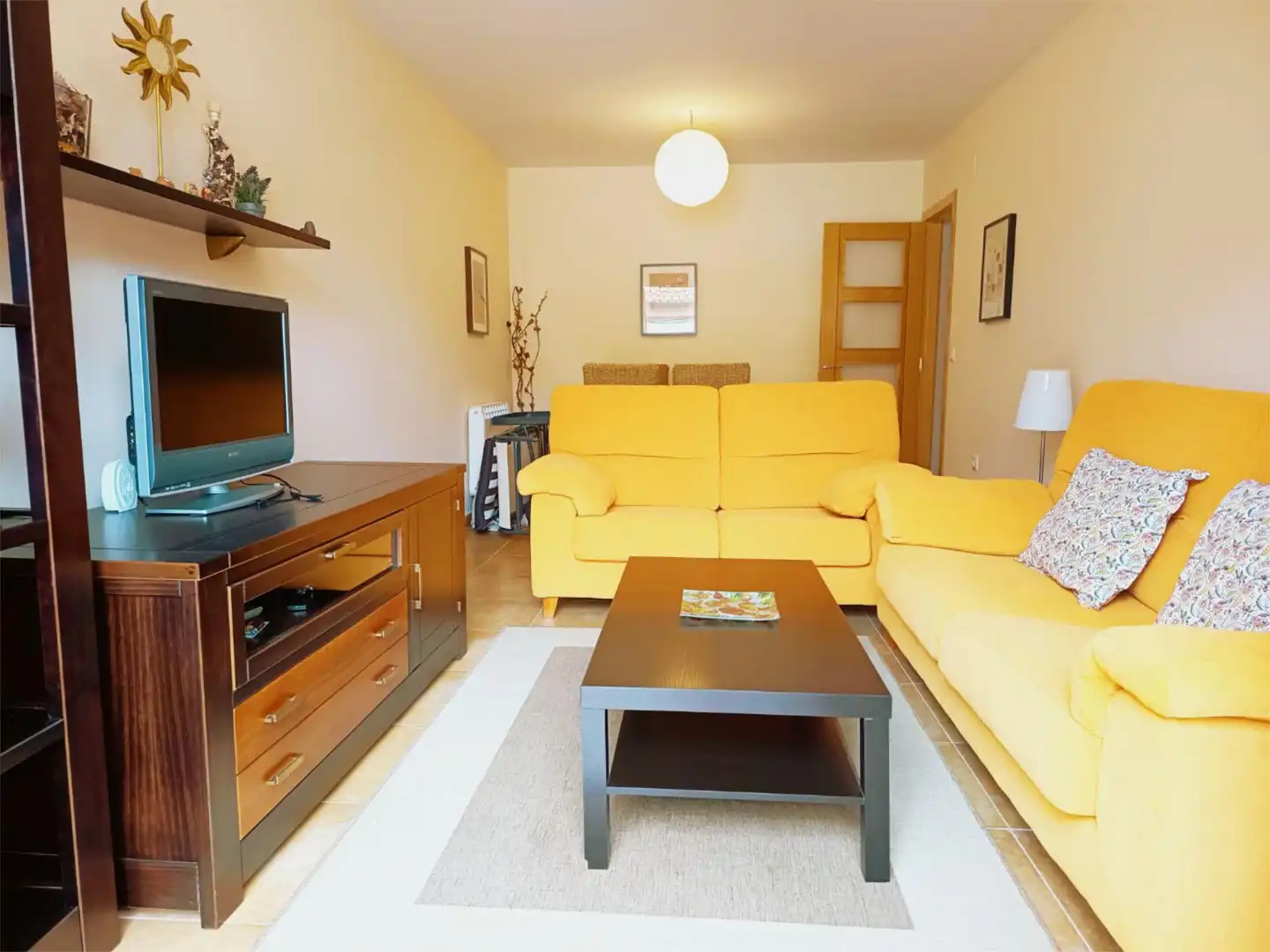 Wohnzimmer von Wohnung zum Verkauf in Piedrahíta mit Heizung, Terrasse und Möbliert