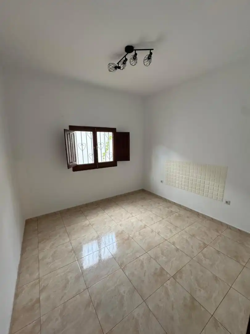 Casa adosada en venta en Teror con Terraza, Trastero y Balcón