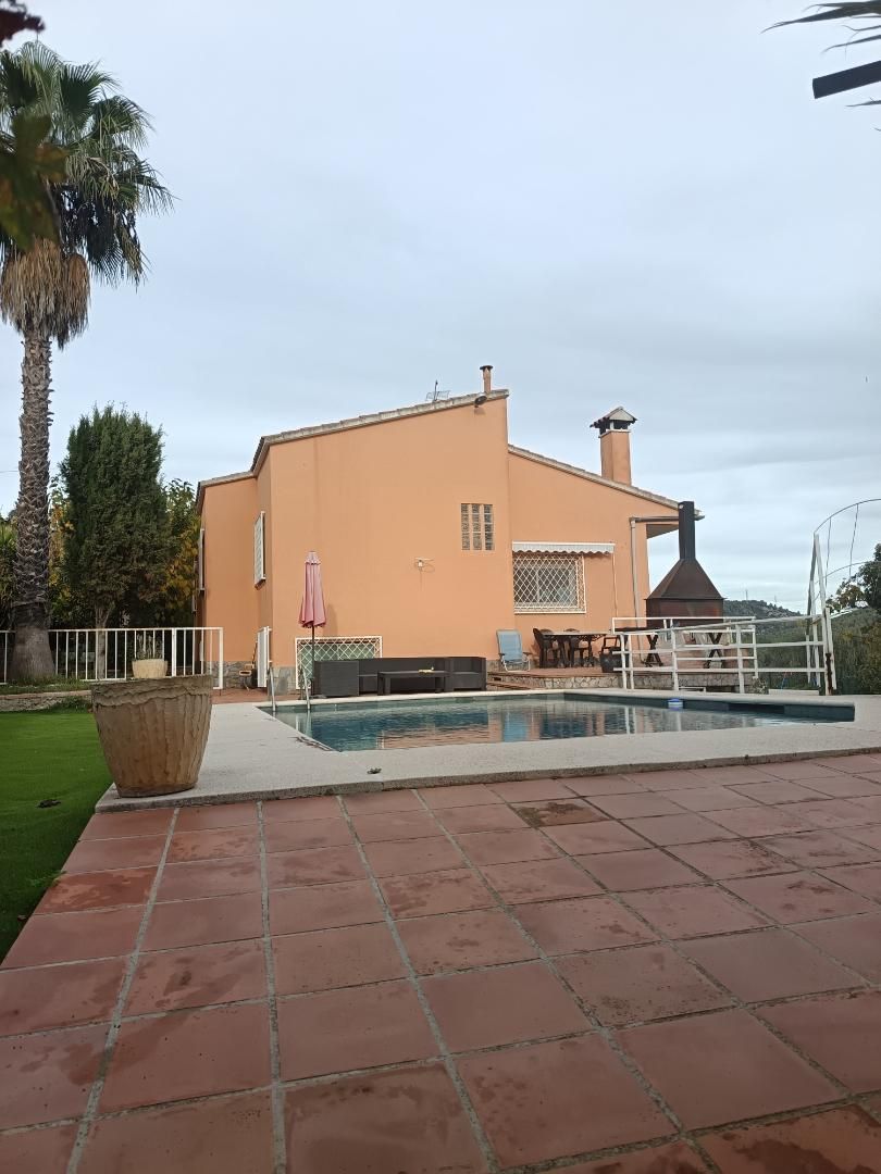 Casa o chalet en venta en Carrer Can Costa, 33, Olesa de Bonesvalls Casa o chalet en venta en Carrer Can Costa, 33, Olesa de Bonesvalls
