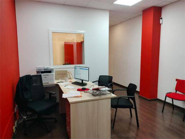 Oficina en Alquiler en Horta