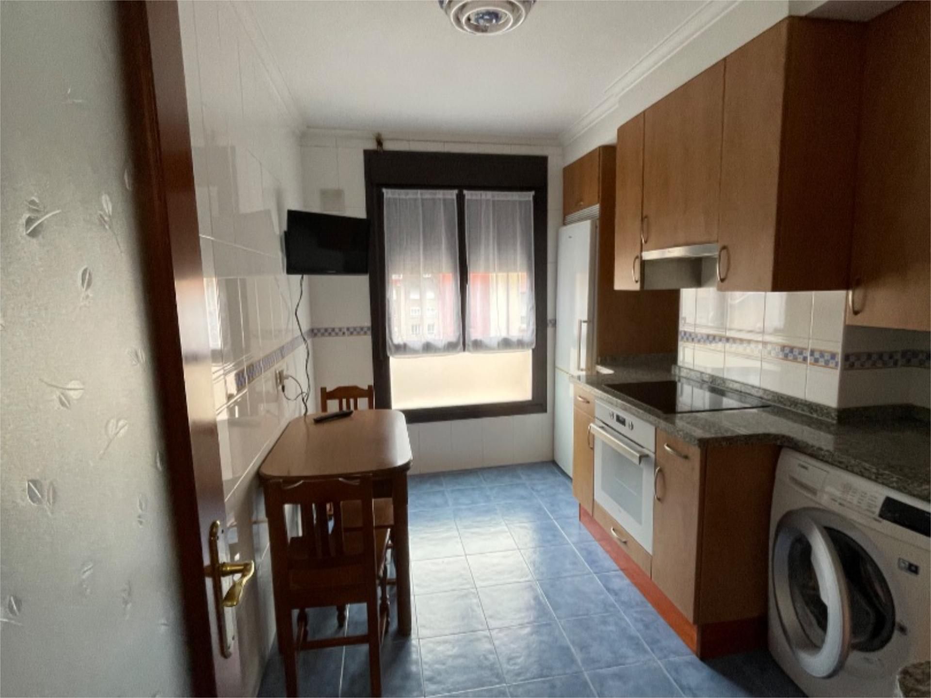 Flat for sale in Calle Argüelles, 2, Parres Kitchen of Flat for sale in Parres