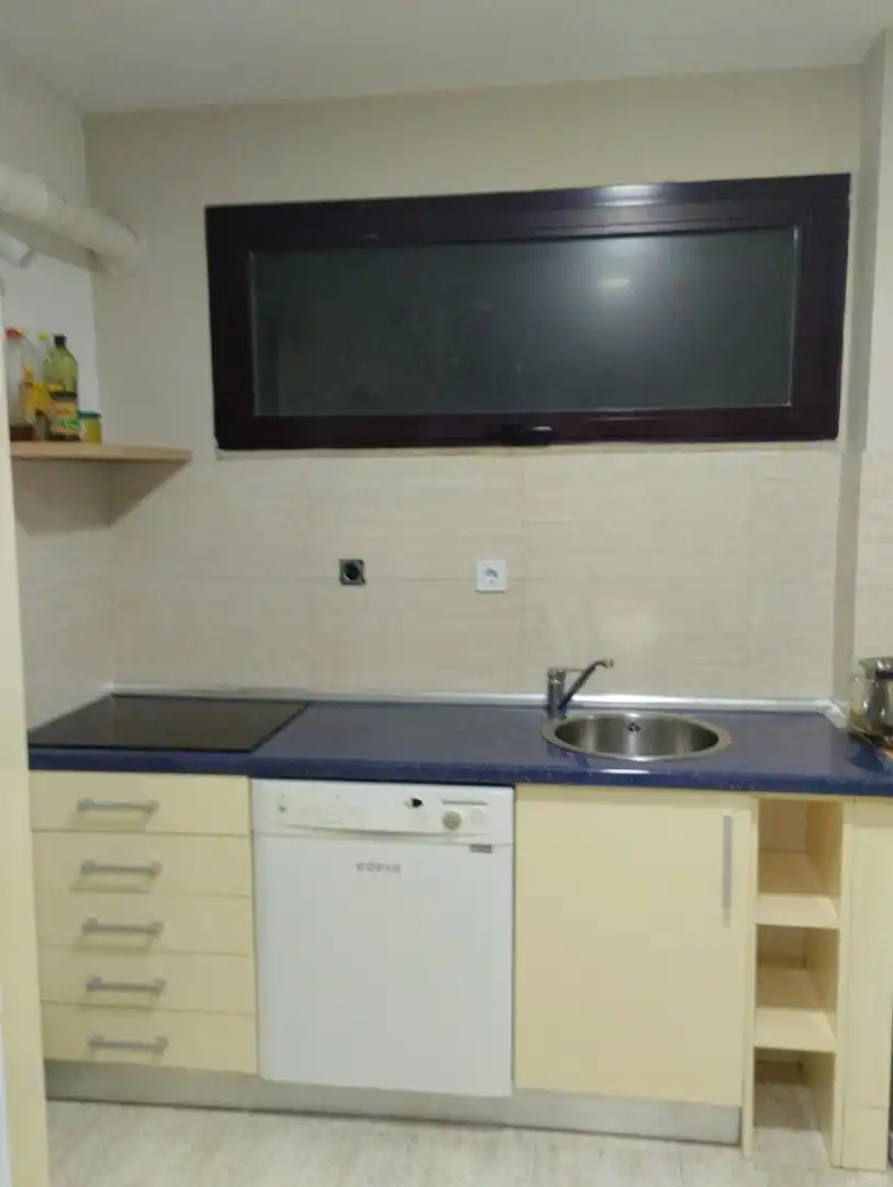 Commercial properties for sale in Calle Mérida, 15, Villimar - V1 - V2 - S3 - S4 - San Cristobal Kitchen of Commercial properties for sale in Burgos