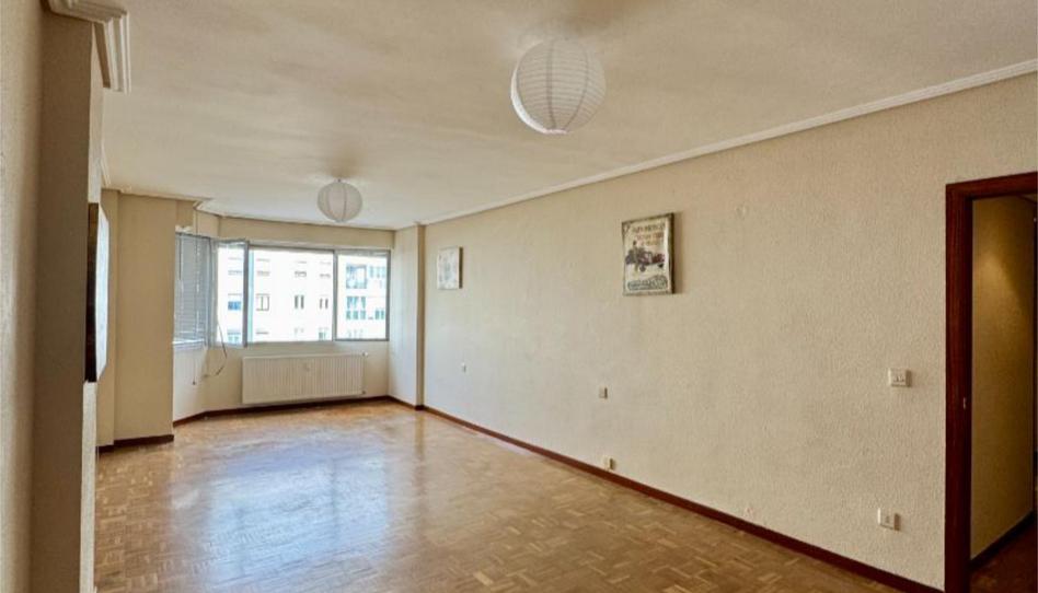 Flat for sale in Avenida Beato Tomás de Zumárraga, 54, Txagorritxu, Araba - Álava - image 1 Photo 1 of Flat for sale in Avenida Beato Tomás de Zumárraga, 54, Txagorritxu, Araba - Álava