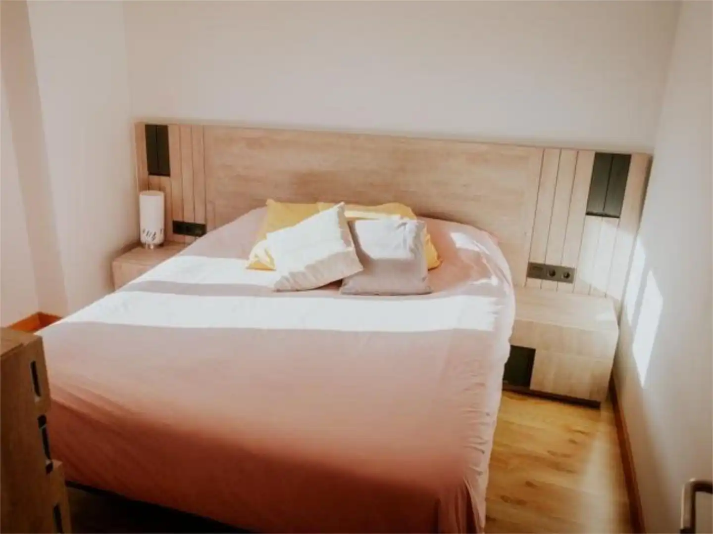 Wohnung zum Verkauf in Carrer de la Fira, 15, Cardona Schlafzimmer von Wohnung zum Verkauf in Cardona mit Balkon