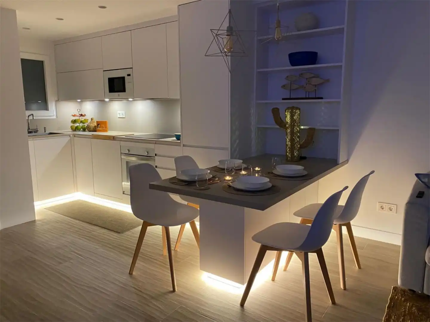 Flat for rent in Avenida de Julio Iglesias, 69, Puerto Banús Flat for rent in Avenida de Julio Iglesias, 69, Puerto Banús