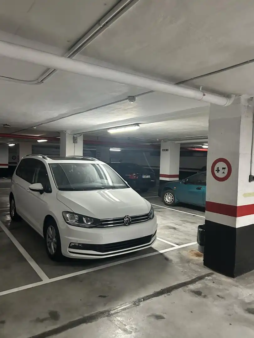 Garaje en venta en Avenida de Pío XII, 30, Mendebaldea - Ermitagaña Parking de Garaje en venta en Pamplona / Iruña
