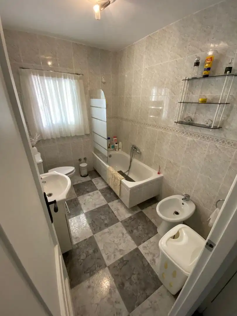 Baño de Casa adosada en venta en Rus con Aire acondicionado, Calefacción y Terraza