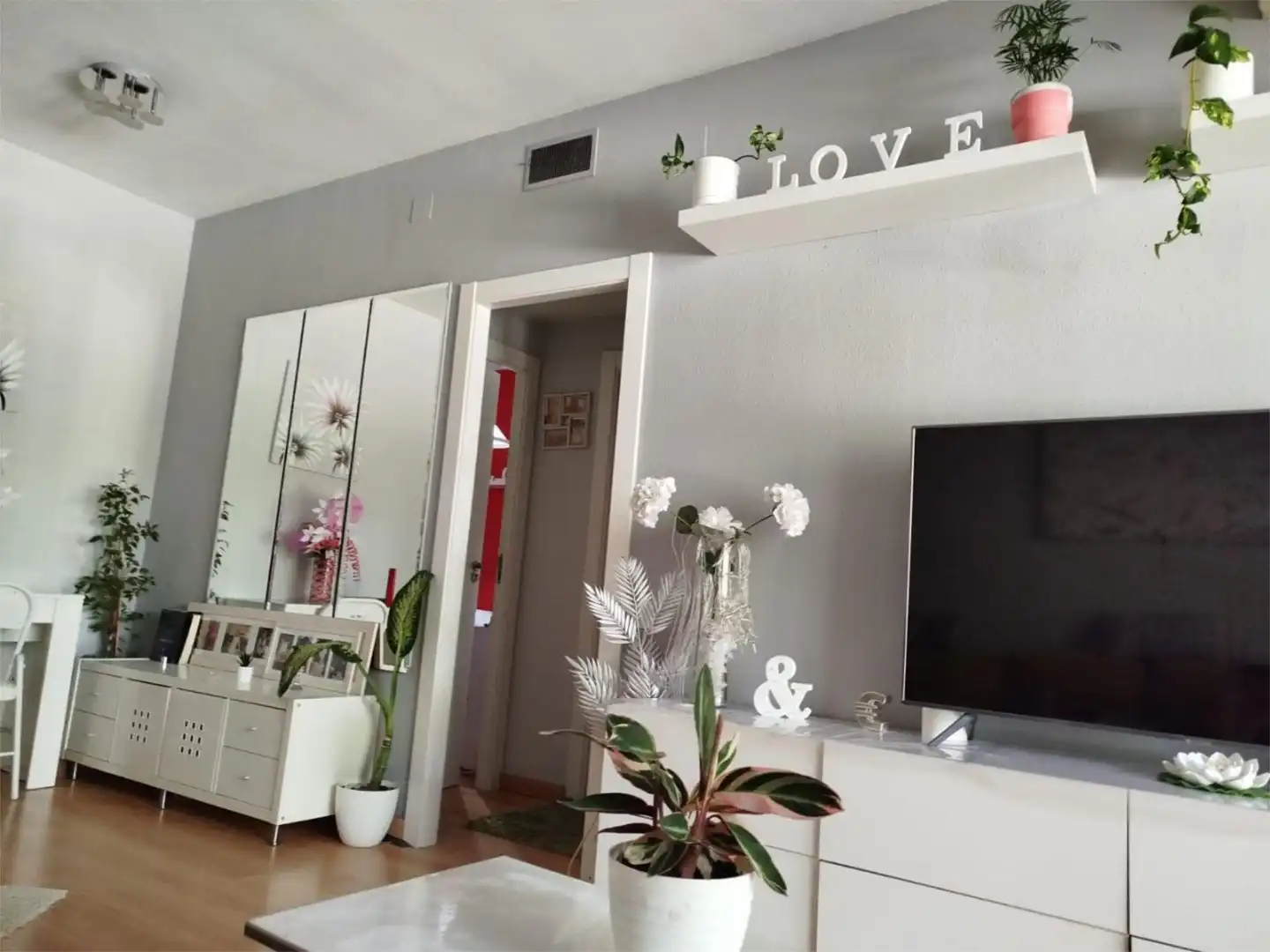 Habitación en Passeig de Pujades, 9, Sant Pere, Sta. Caterina i la Ribera Sala de estar de Piso para compartir en Barcelona con Aire acondicionado, Calefacción y Parquet