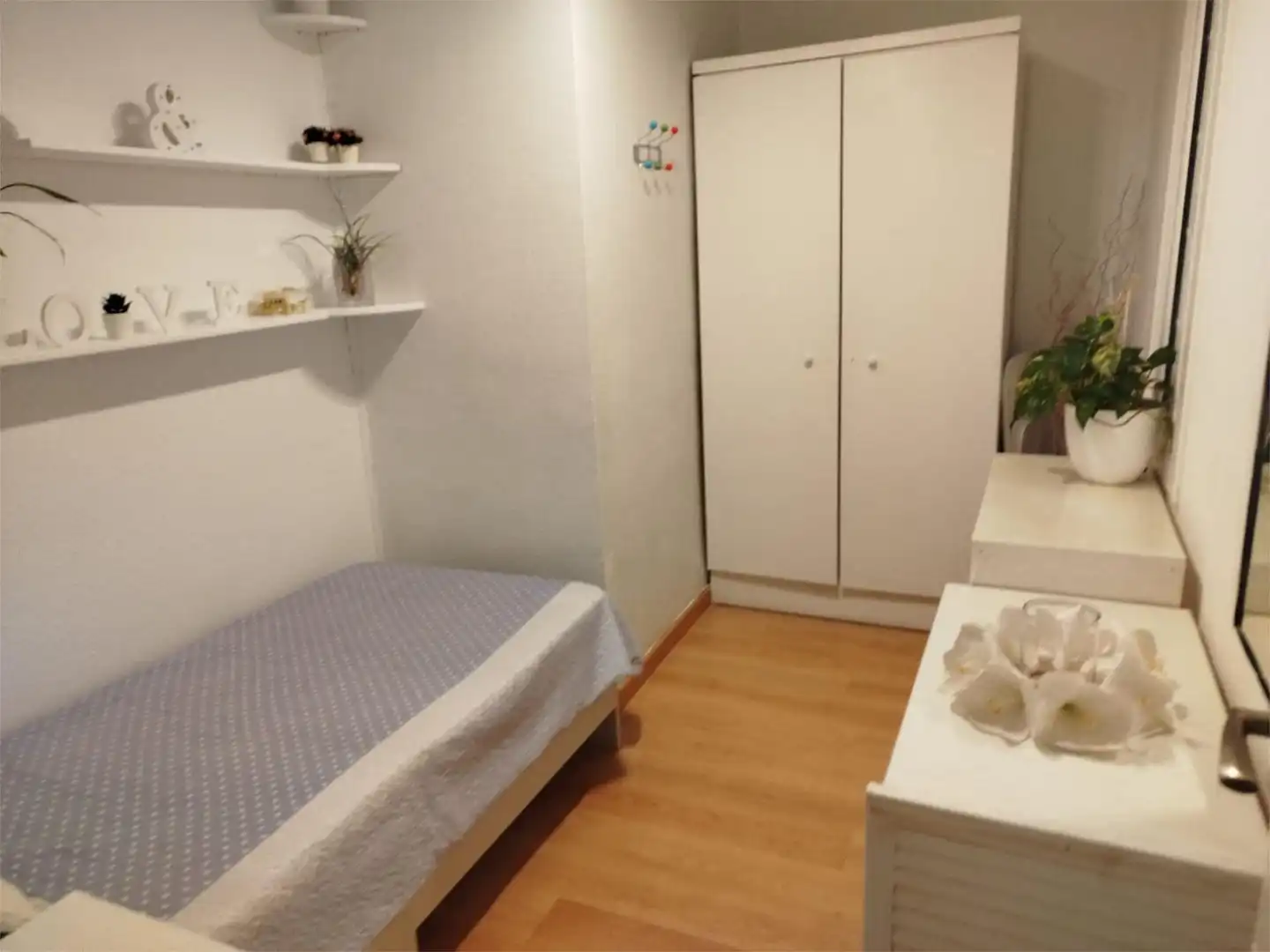 Habitación en Passeig de Pujades, 9, Sant Pere, Sta. Caterina i la Ribera Habitación de Piso para compartir en Barcelona con Aire acondicionado, Calefacción y Parquet