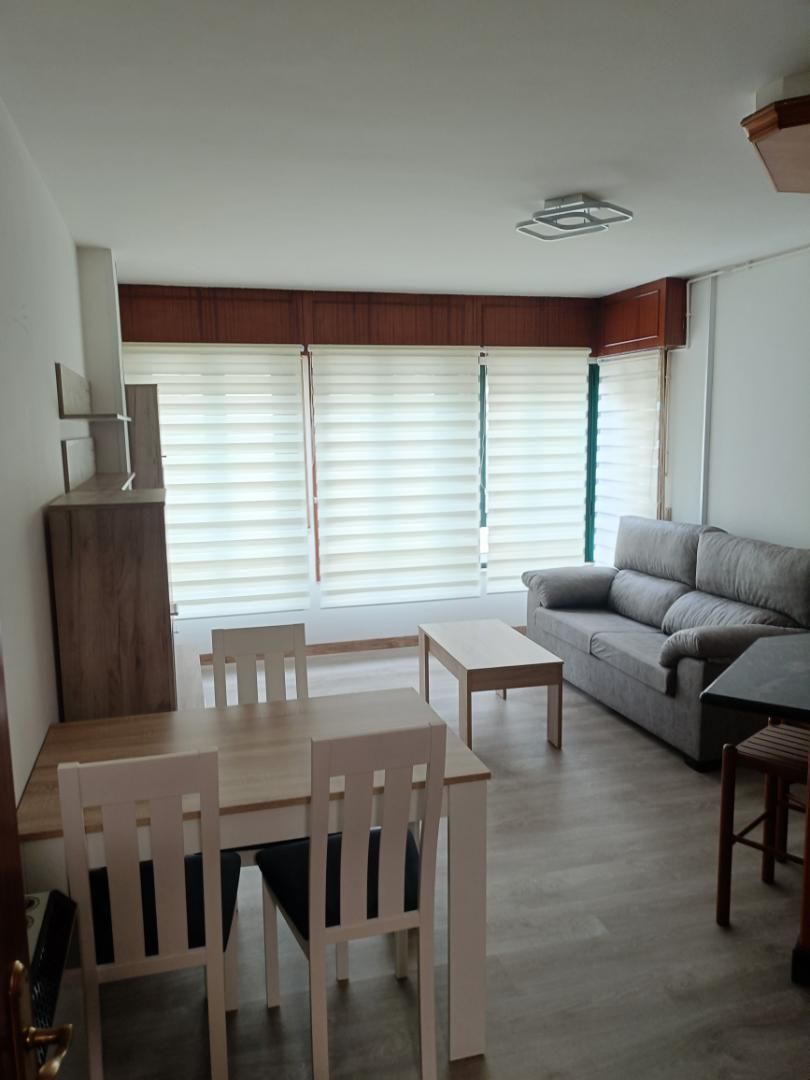 Sala d'estar de Pis de lloguer en Ames amb Calefacció, Parquet i Traster