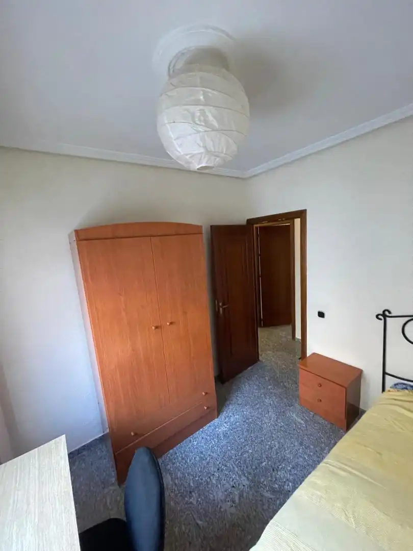 Room in Calle Francisco Luján, Santa Marina
