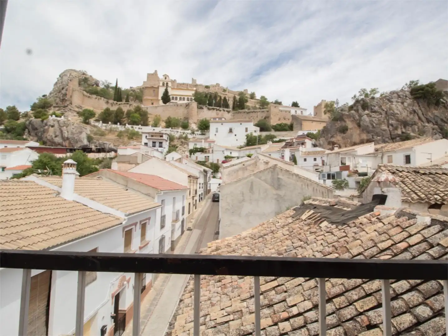 Piso de alquiler en Calle Real de Moclin, 48, Moclín Vista exterior de Piso de alquiler en Moclín con Aire acondicionado, Calefacción y Amueblado
