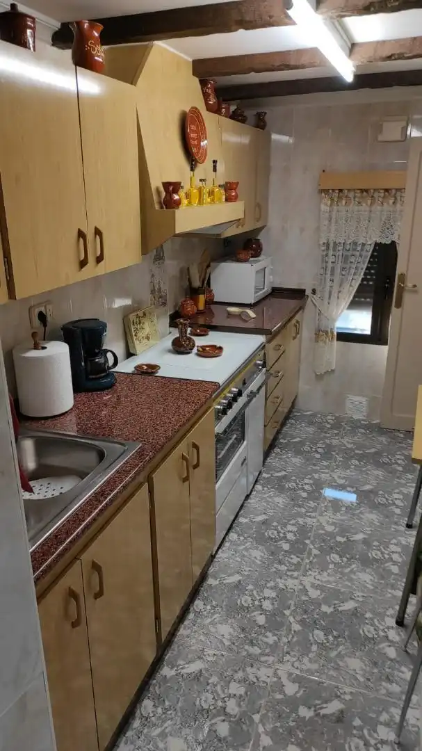 Casa adosada en venda a Calle Mirador, 30, Chiclana de Segura Cuina de Casa adosada en venda en Chiclana de Segura amb Aire condicionat, Calefacció i Terrassa