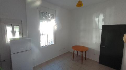 Foto 3 de Apartament de lloguer a Calle Nuestra Señora de Los Dolores, 36, El Cerro, Sevilla