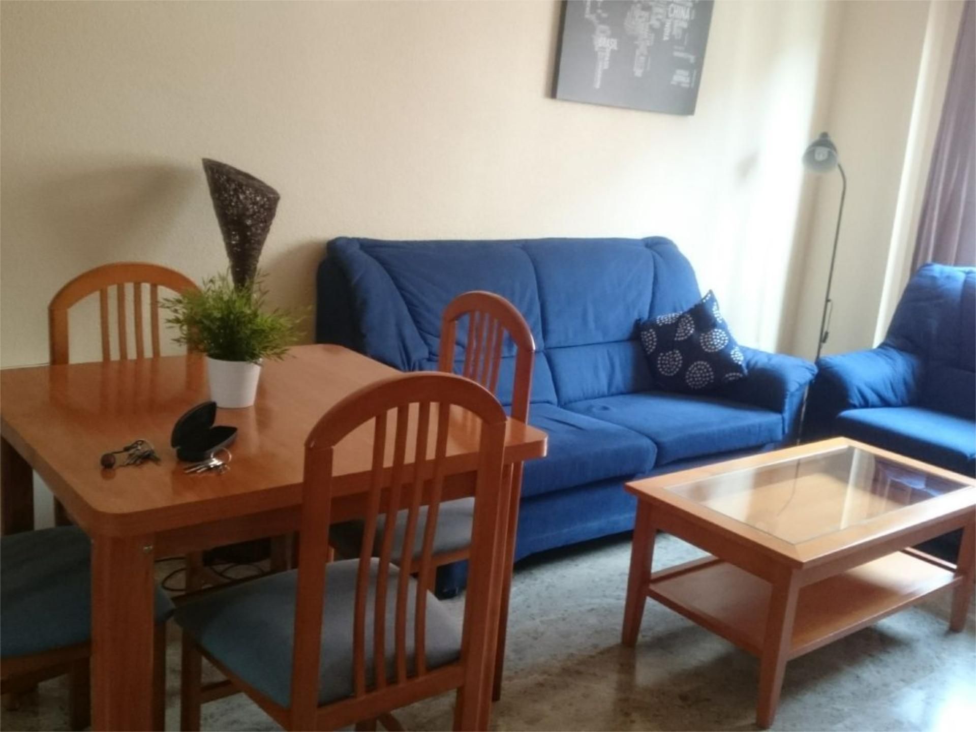 Estudio de alquiler en El Avellano, 12, Santa Rosa - Valdeolleros