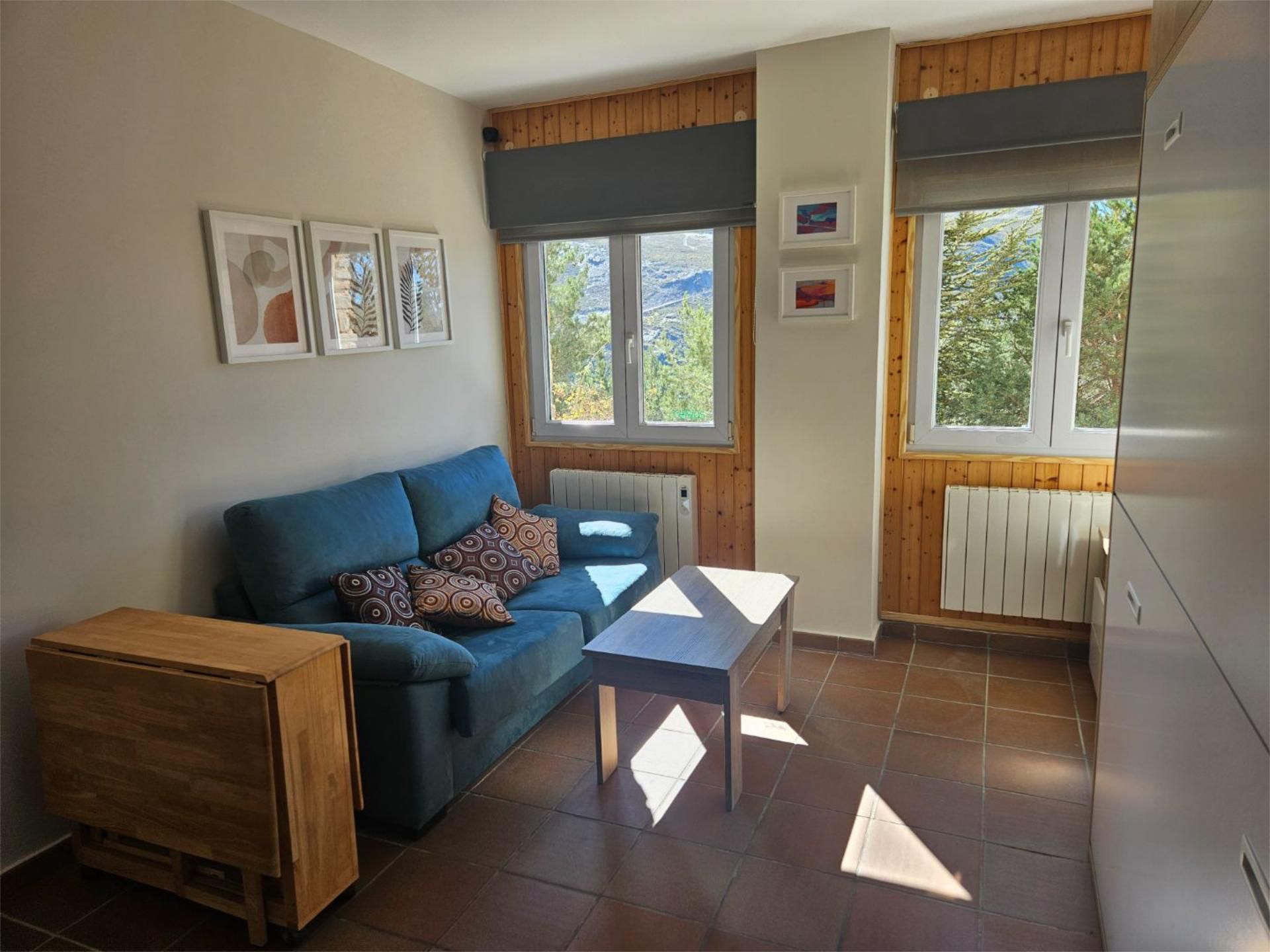 Sala d'estar de Pis de lloguer en Sierra Nevada amb Calefacció, Moblat i Aparcament comunitari