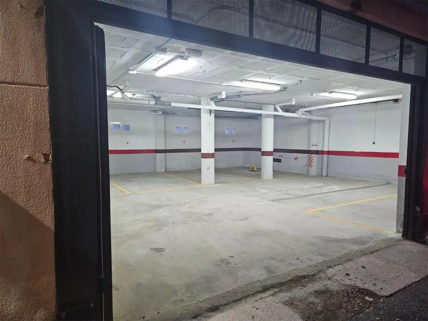 Piso de alquiler en Calle de los Copos, 3, Zona media Parking de Piso de alquiler en Sierra Nevada con Calefacción, Amueblado y Parking comunitario