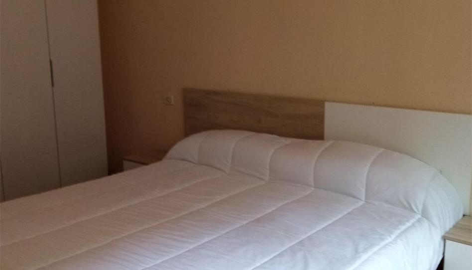 Photo 1 of Flat to rent in Calle Bretón de Los Herreros, 33, Gran Via, La Rioja