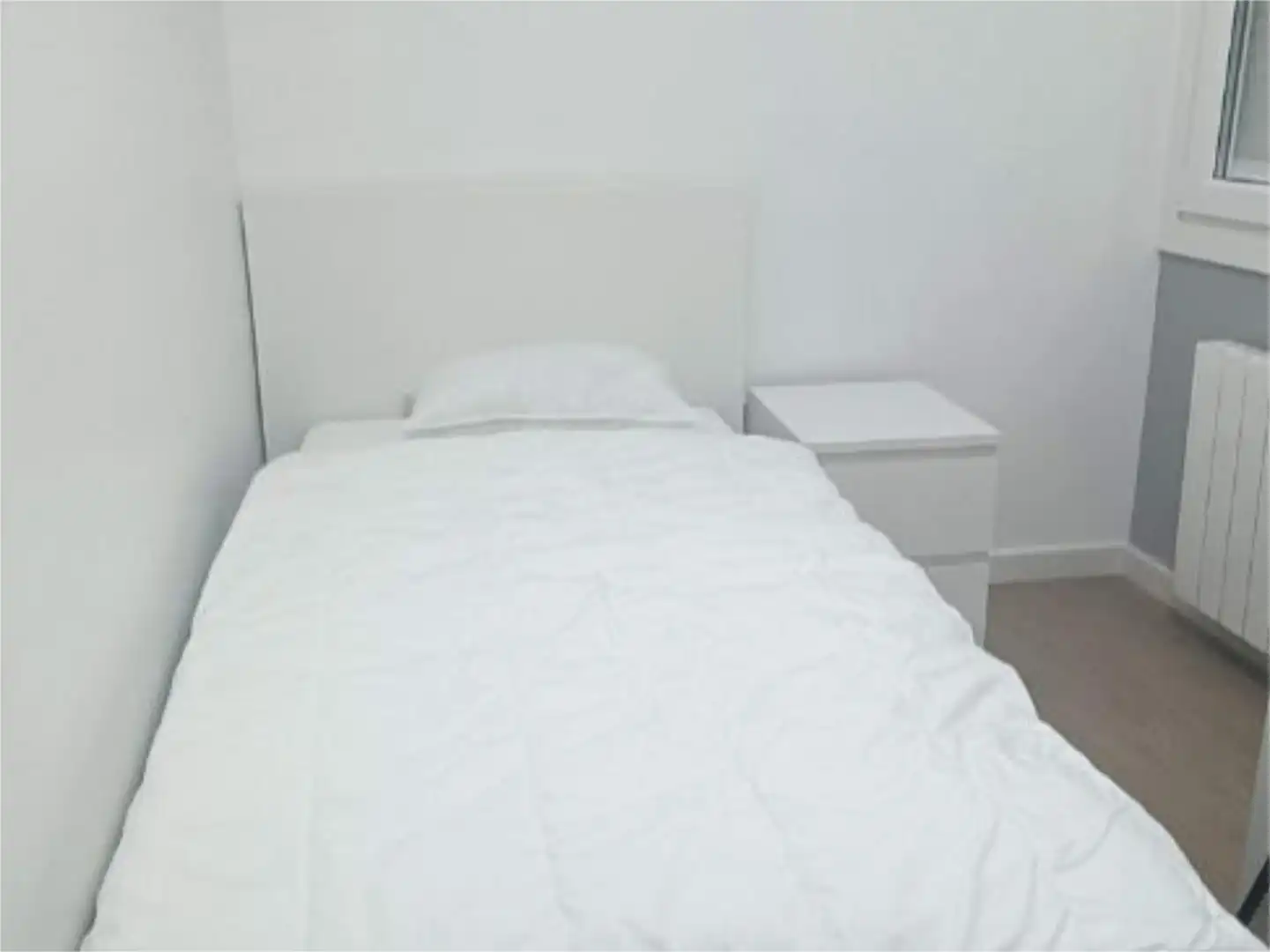 Room in Ametzola Plaza, 2, Ametzola Bedroom of Flat for share in Bilbao with Heating, Parquet flooring and Furnished