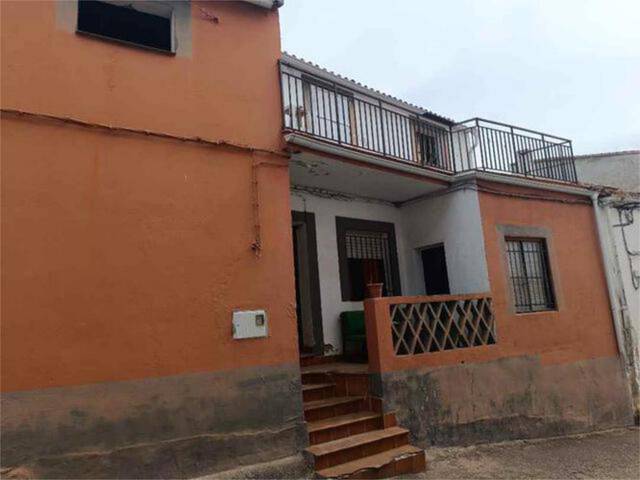 Casa-chalet en Venta en Valdecaballeros