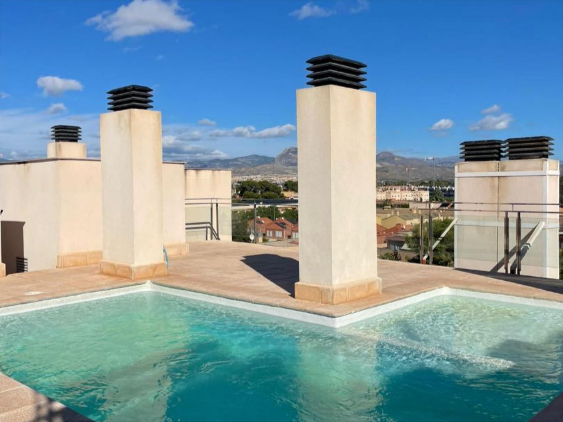 Flat to rent in Carrer del Pintor Manuel Baeza Gómez, 2, Centro Flat to rent in Carrer del Pintor Manuel Baeza Gómez, 2, Centro