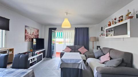 Photo 3 of Flat for sale in Calle Ramos Puente, 6, Loma de los Riscos, Málaga