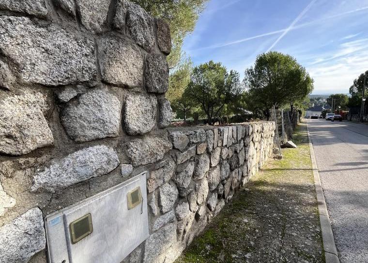 Land for sale in Calle Guadalhorce, 11, Salud y Alegría - El Lago, Madrid - image 1 Photo 1 of Land for sale in Calle Guadalhorce, 11, Salud y Alegría - El Lago, Madrid