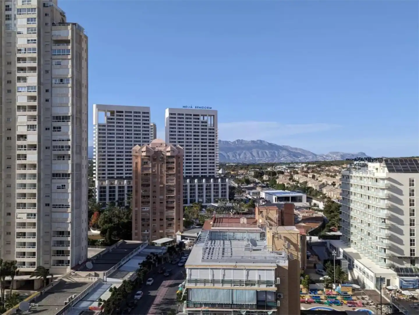 Piso de alquiler en Avinguda Ametlla de Mar, 20, Rincón Alto Vista exterior de Piso de alquiler en Benidorm con Aire acondicionado y Piscina