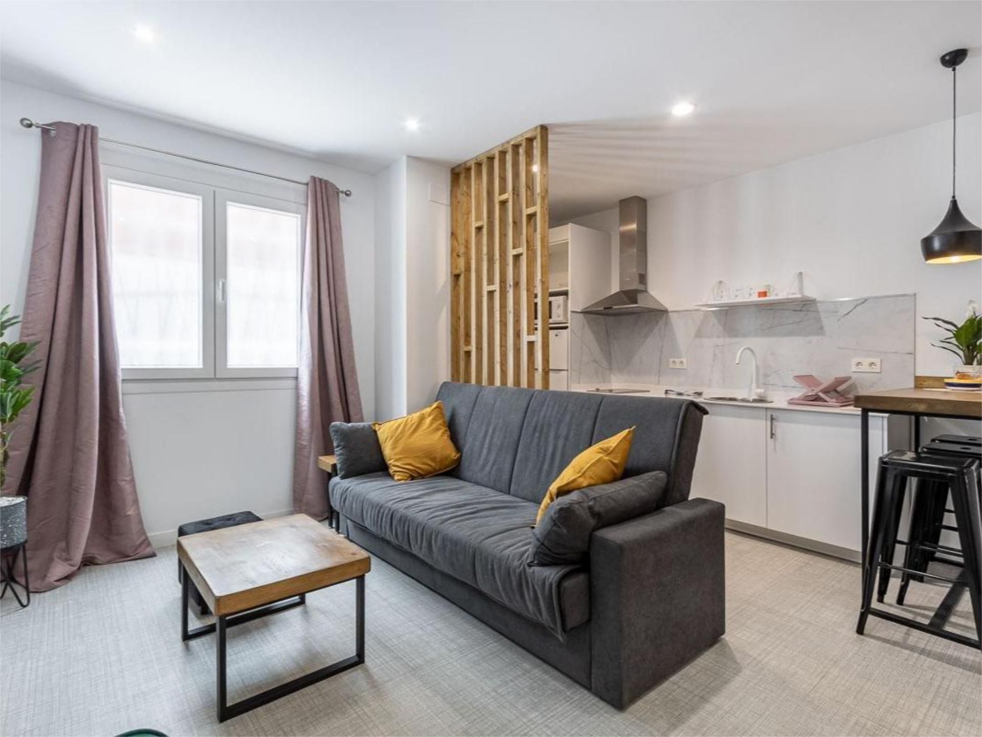 Vista exterior de Estudi en venda en  Toledo Capital amb Aire condicionat i Moblat