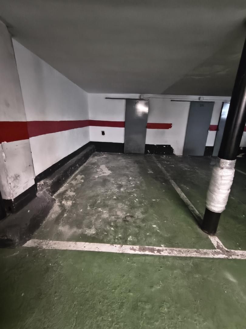 Garage for sale in  Zaragoza Capital